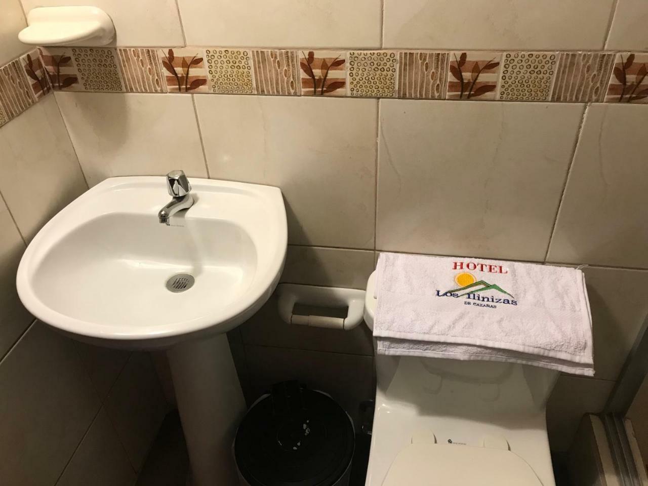 Hotel Los Ilinizas Latacunga Dış mekan fotoğraf